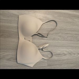 Lululemon Take Shape Bra, Size: B32